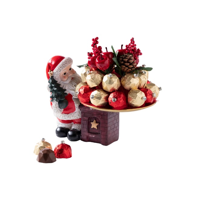 cafer-erol-christmas-pail-holding-santa-claus-chocolate